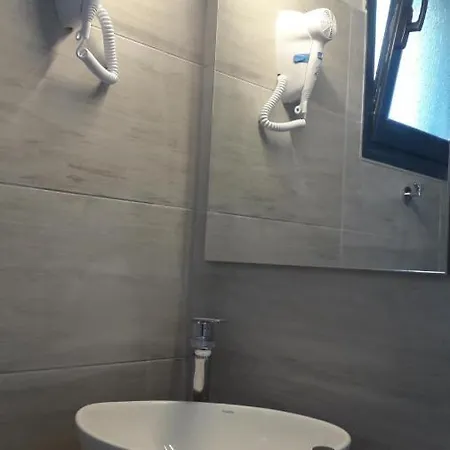 Chloe Apartment *