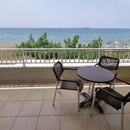 Chloe Διαμέρισμα *