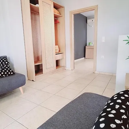 Chloe Apartment